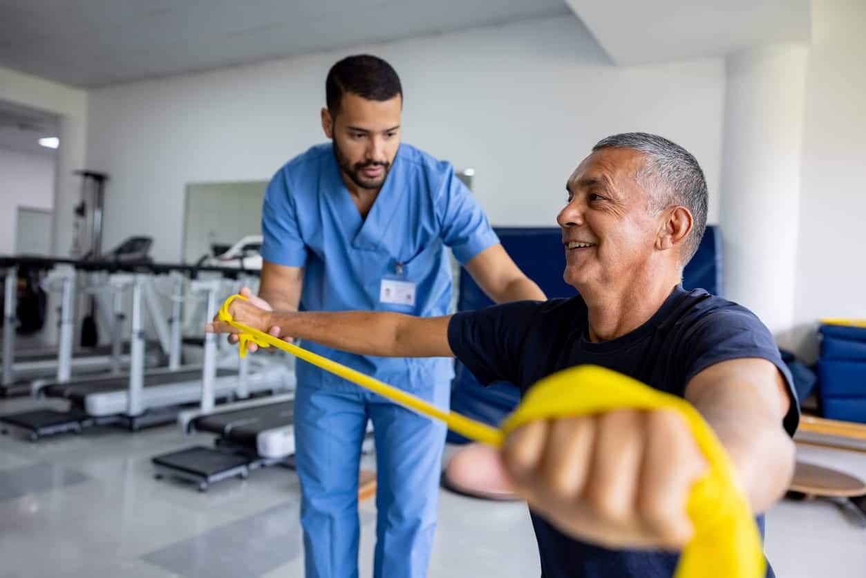 664634e2c67c798dff0e6cc5_physical-therapist ds recruitment- interview